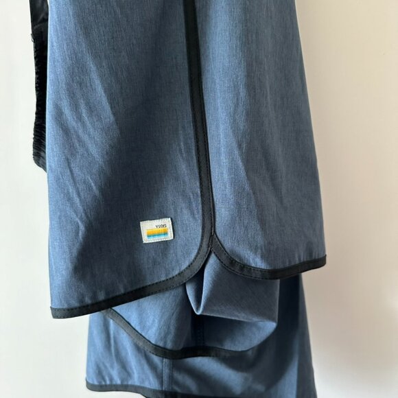 Vuori • Azure Blue Linen Texture Banks Shorts - Picture 6 of 11